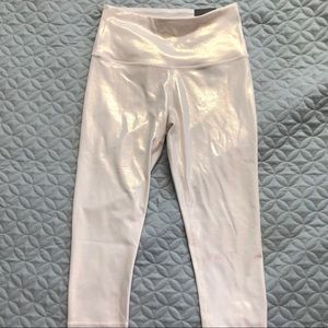 Victoria’s Secret Victoria Sport Capri Leggings